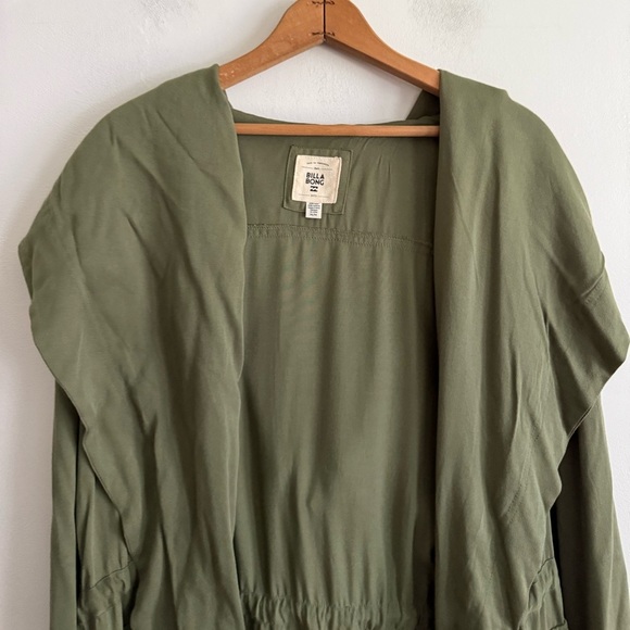 Billabong Green Utility Jacket with Cinched Waist - Picture 2 of 9